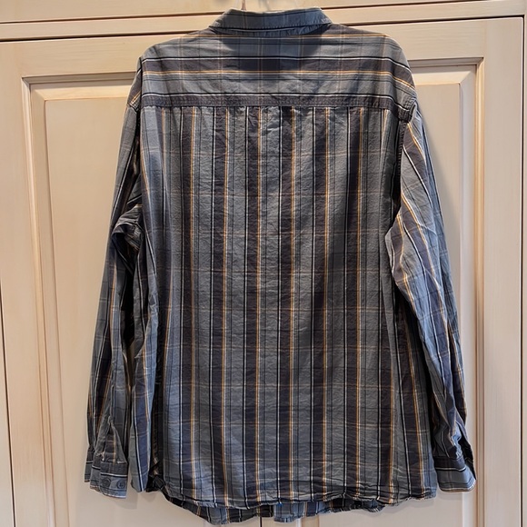 Columbia sportswear long sleeve button down shirt like new size XXL - Picture 7 of 7